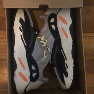 Yeezy 700 waverunners